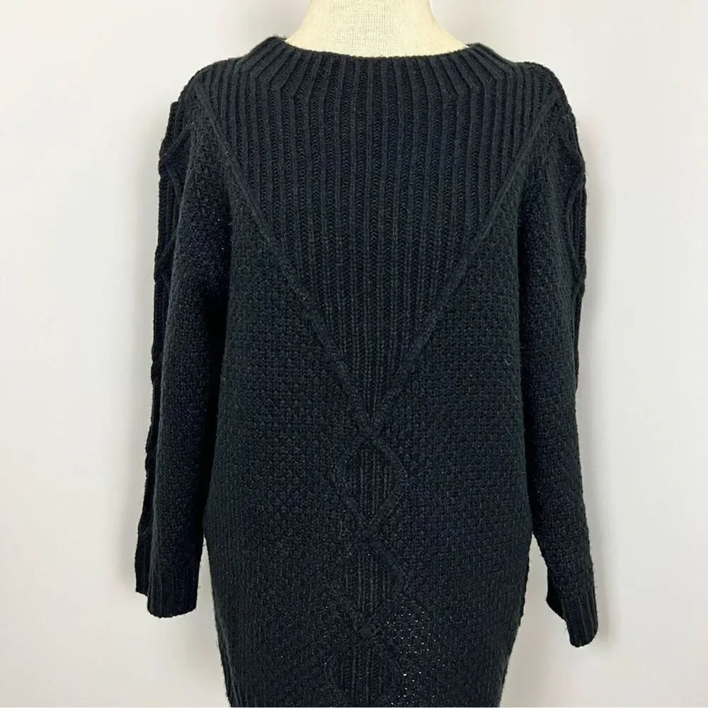 KARL LAGERFELD Black Chunky Knit Scoop Neck Sweater Size Small